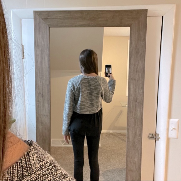 BCBGeneration Black and White Long Sleeve Top Size S - Picture 5 of 6